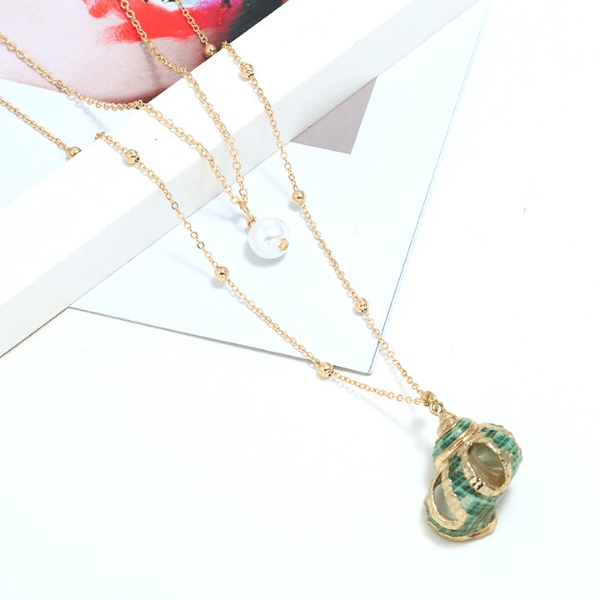 Green Shell Seashell & Pearl Gold Necklace - Ella Moore