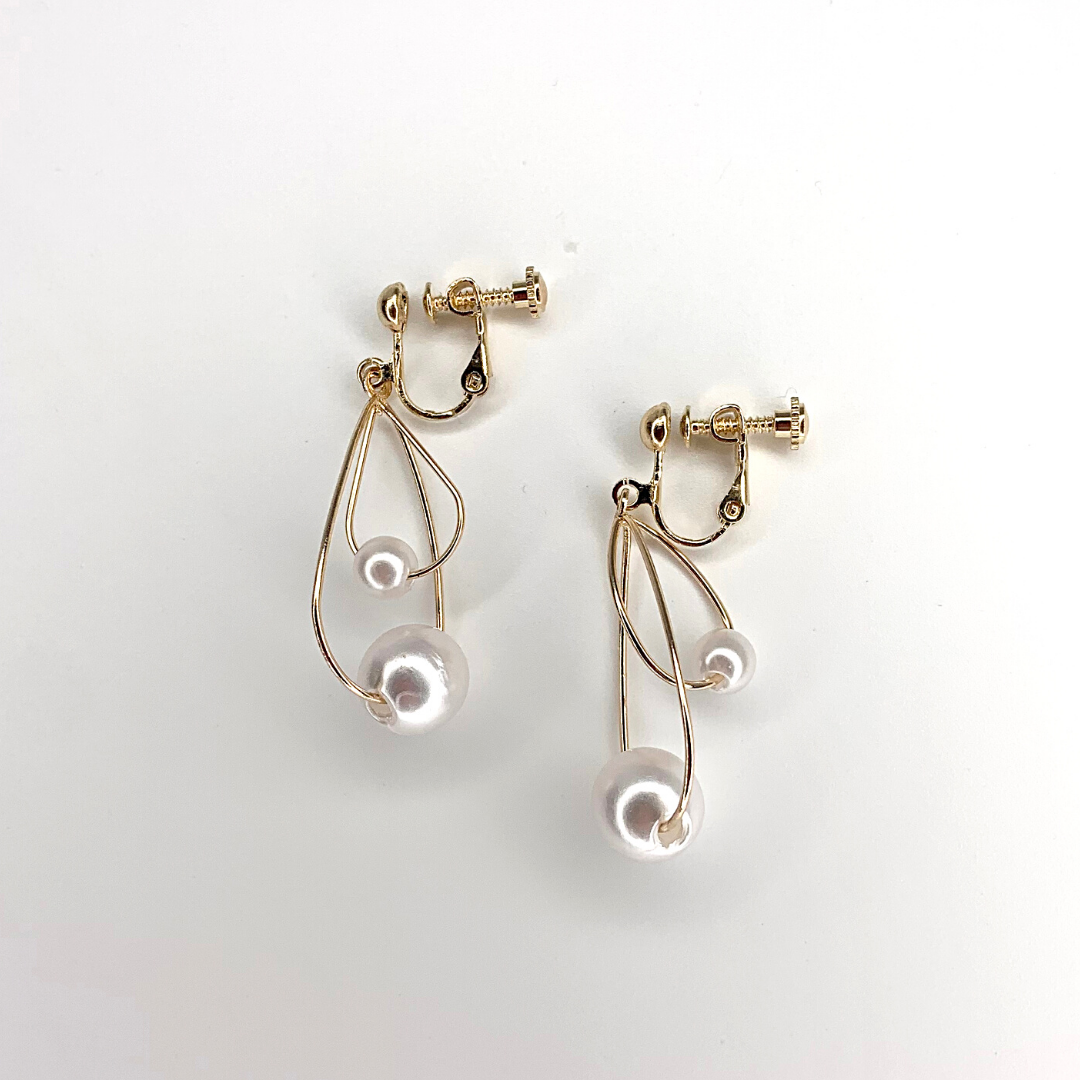 Graceful Dangle Teardrop Double Pearl Clip On Earrings - Ella Moore