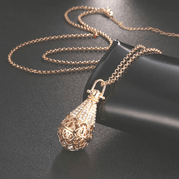 Gold Best Essential Oils Diffuser Aromatherapy Crystal Locket Necklace set - Ella Moore