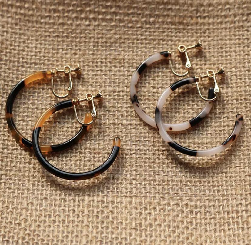 Leopard print deals clip on earrings