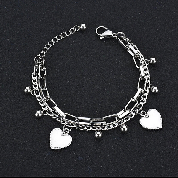 Silver Dreamy Double Heart Charm bracelet - Ella Moore