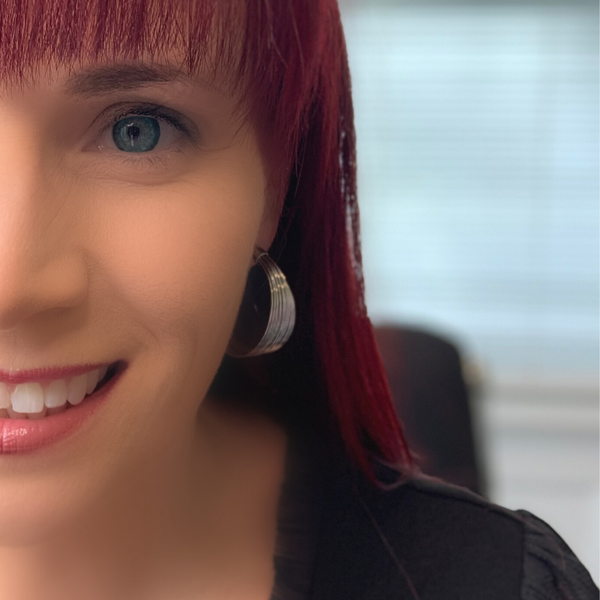 Silver Sleek Wire Hoop Earrings - Ella Moore