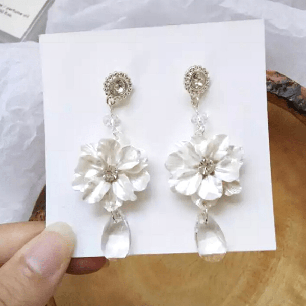 Graceful White Flower Crystal Drop Dangle Clip On Earrings - Ella Moore
